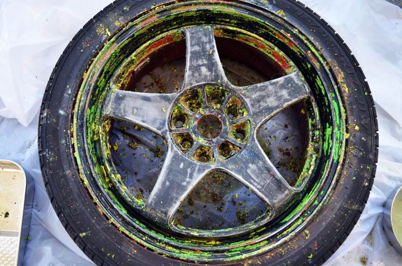 Stripping paint off wheels = harder than I wanted it to be