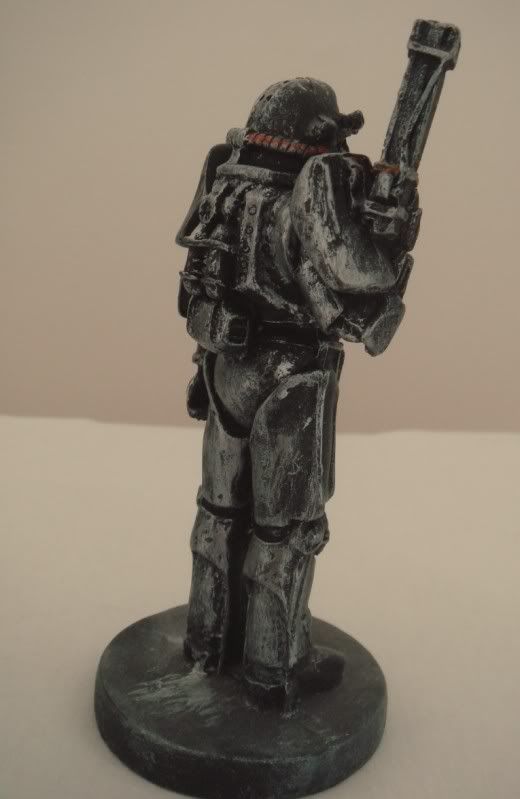 statue2.jpg