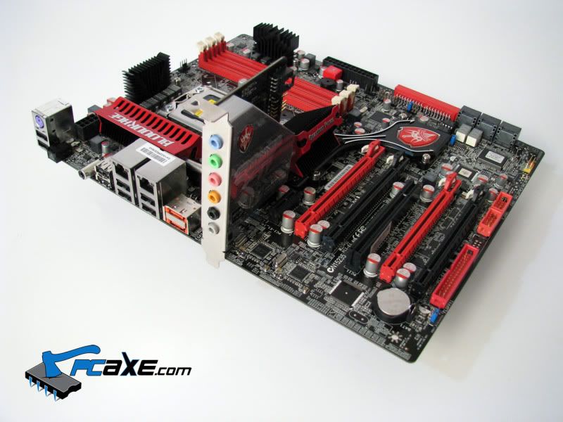foxconn_bloodrage_GTI_34.jpg