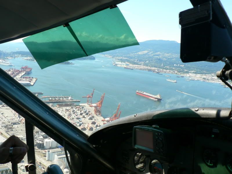 http://i72.photobucket.com/albums/i179/egpx/vancouver%20to%20victoria%20by%20floatplane/531.jpg