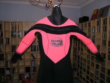 PinkWetsuit1.jpg