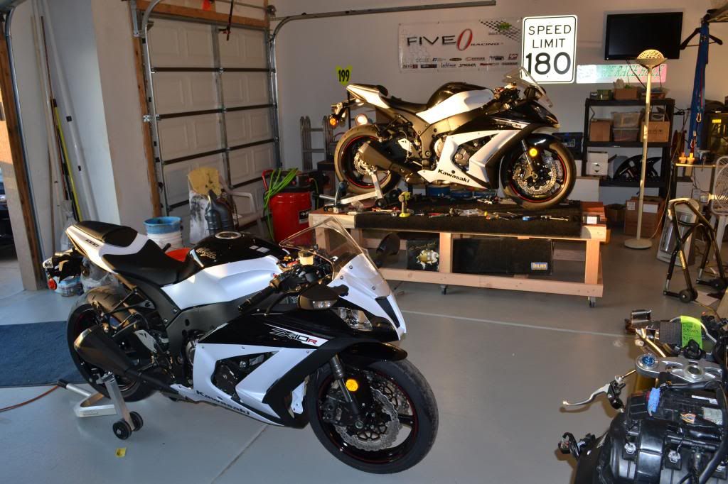 83 Kawasaki Ninja Zx Stock Photos, High-Res Pictures, and
