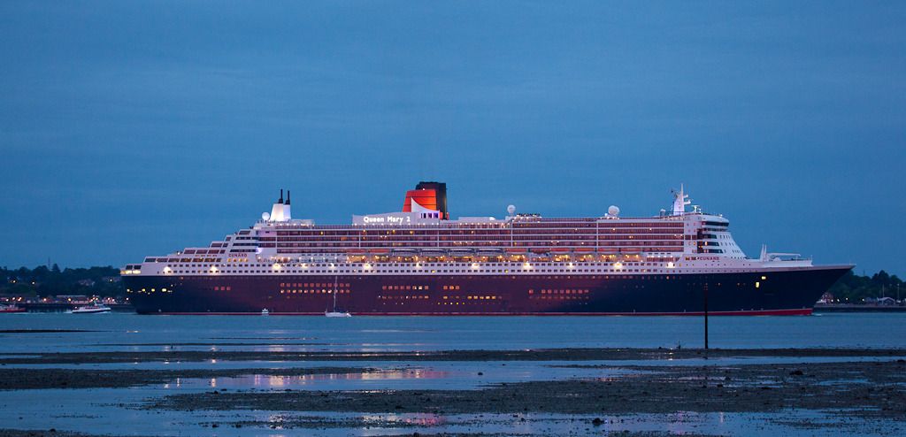 IMAGE: http://i72.photobucket.com/albums/i192/garlicpickle/Canon/lr1small-1444.jpg