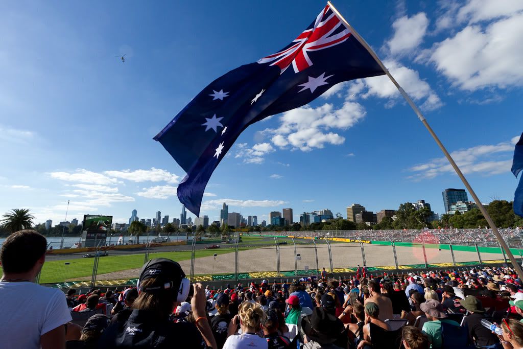 IMAGE: http://i72.photobucket.com/albums/i192/garlicpickle/Canon/lr1small-1757.jpg