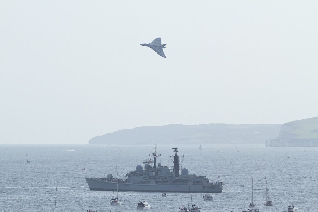 IMAGE: http://i72.photobucket.com/albums/i192/garlicpickle/Canon/lr1small-4261.jpg