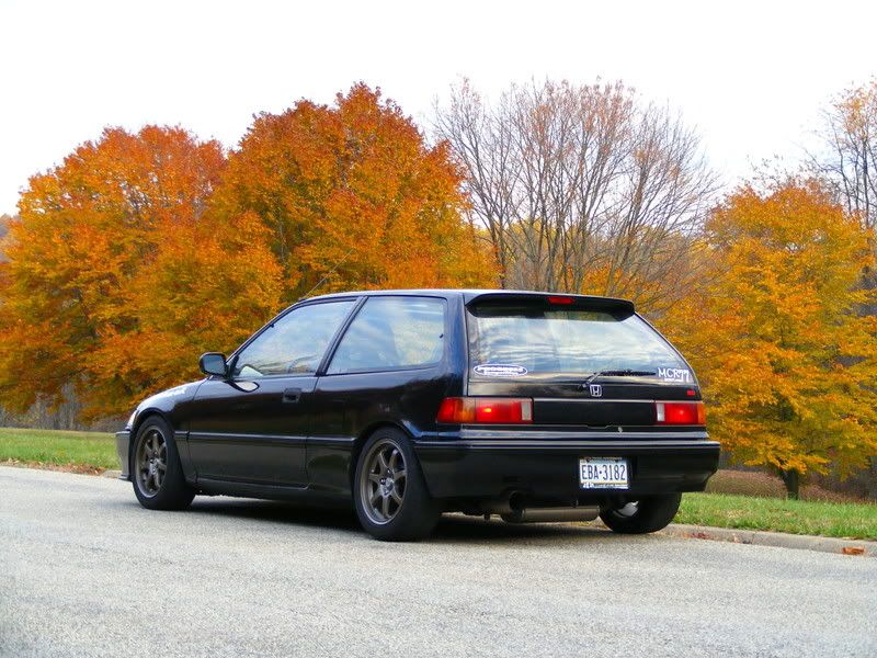 http://i72.photobucket.com/albums/i193/habib88/Civic%20rebuild/Test7216.jpg