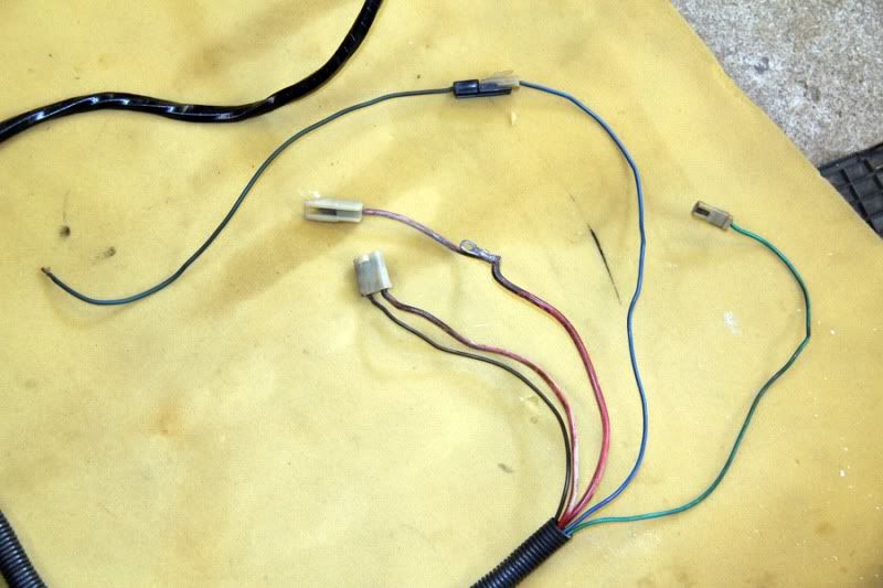 temperature sending unit wire connector