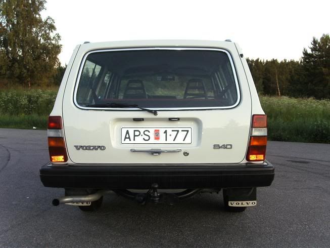 [Afbeelding: VOLVO245GLPRLAN8888.jpg]