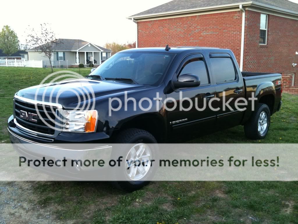 Trucks With 285 70 17 Wheels Tires Amp Tpms Gm Trucks Com