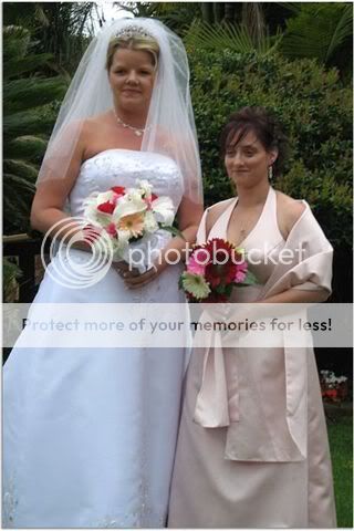 Here's one of Melissa (the bride) and my sister, Michelle.