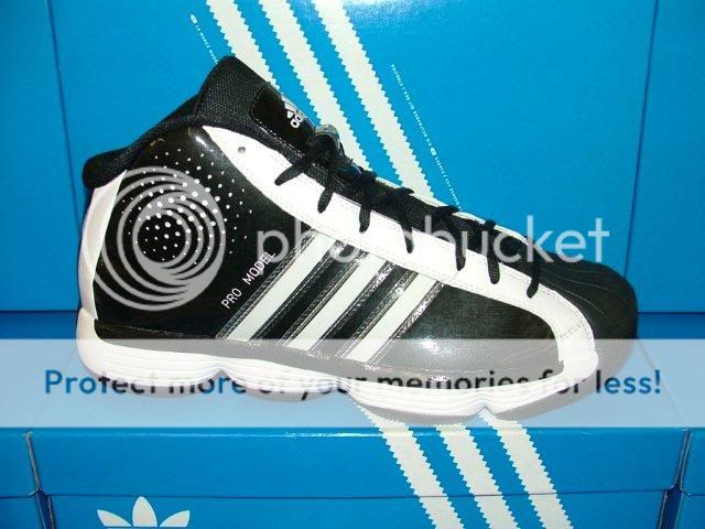 ADIDAS PRO MODEL 2010~BASKETBALL BOOTS~G21123~MENS SIZES~(TRAINERS 