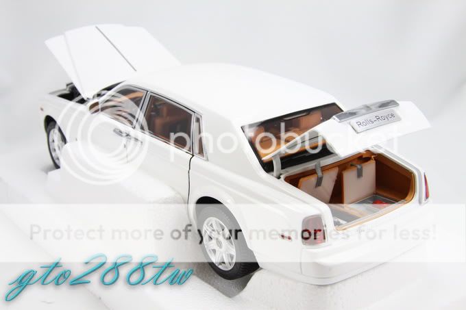 RR 118 scale Rolls Royce Phantom diecast model(Pure White) Limited 